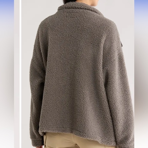 Blank nyc oversized high pile fleece denim jacket - NWT - Picture 2 of 5